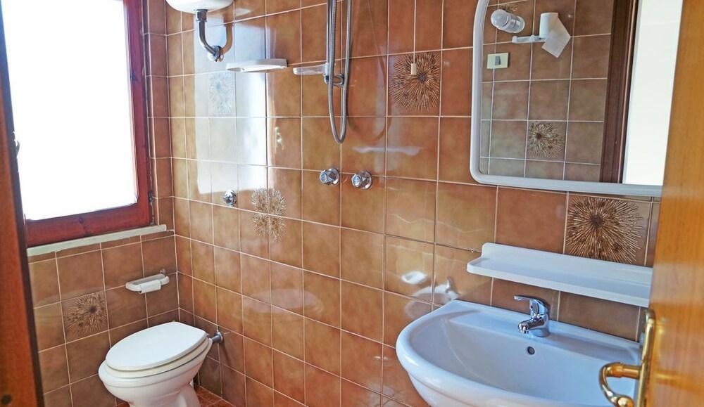 Hotel La Tombola Агрополи Екстериор снимка